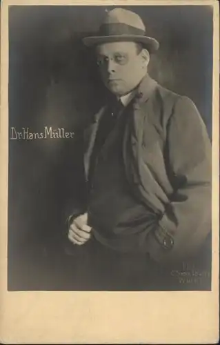 Schauspieler Dr Hans Mueller  / Kino und Film /