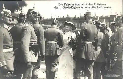 Adel Preussen Kaiserin Auguste Viktoria Offiziere 1. Garde-Regiment Rosen Pickelhauben / Koenigshaeuser /