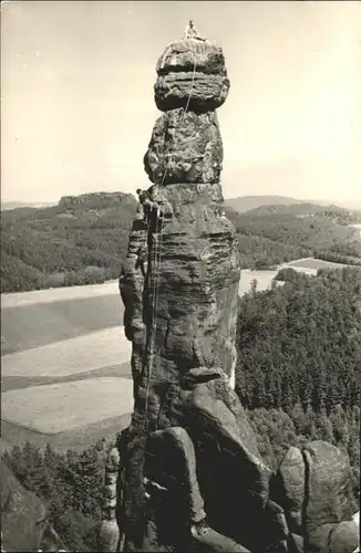 Bergsteigen Klettern Fels Pfaffenstein Barbarine / Sport /