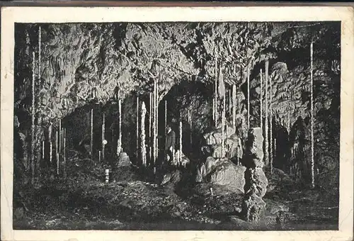 Hoehlen Caves Grottes Macocha Tropfstein  / Berge /