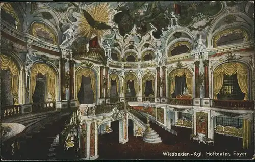 Theatergebaeude Wiesbaden Foyer