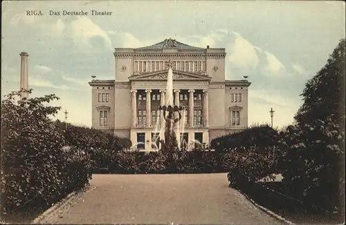 Theatergebaeude Riga