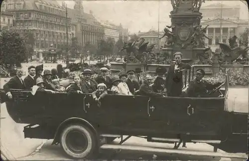 Autobus Omnibus Rundfahrt / Autos /