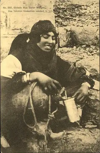 Frauen Bedwin Milk Seller  Kat. 