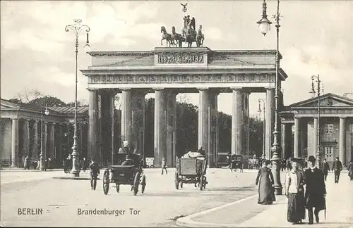 Brandenburgertor Berlin Pferdekutschen Kat. Gebude und Architektur