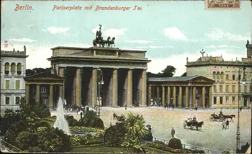 Brandenburgertor Berlin Pariserplatz Pferdekutschen Kat. Gebude und Architektur
