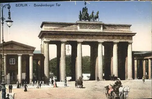 Brandenburgertor Berlin Pferdekutsche Kat. Gebude und Architektur
