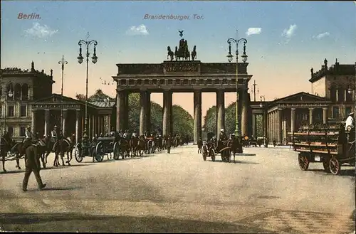 Brandenburgertor Berlin Pferkutschen  Kat. Gebude und Architektur