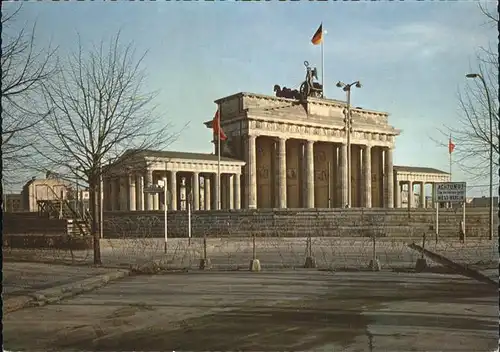 Brandenburgertor Berlin Stacheldraht Kat. Gebude und Architektur