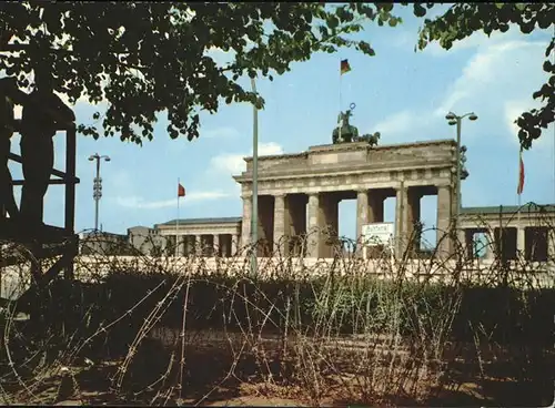 Brandenburgertor Berlin Mauer Stacheldraht Kat. Gebude und Architektur