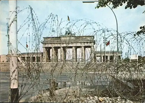Brandenburgertor Berlin Stacheldraht Kat. Gebude und Architektur