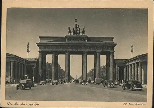 Brandenburgertor Berlin Autos Oldtimers Kat. Gebude und Architektur