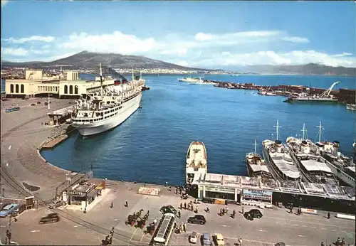 Schiffe Napoli stazione marittima Neapel Kat. Schiffe