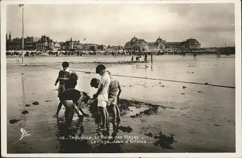 Trouville-sur-Mer Plage Jeux d'Enfants / Trouville-sur-Mer /Arrond. de Lisieux