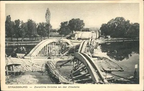 Strasbourg Alsace zerrstoerte Rheinbruecke