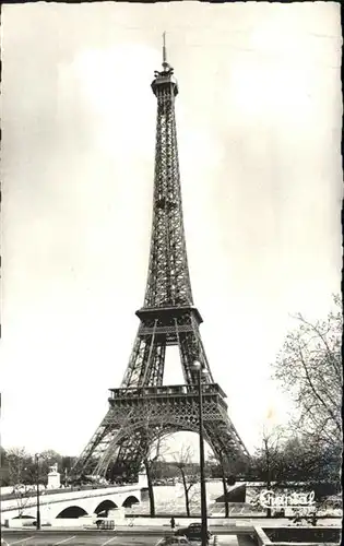 Paris La Tour Eiffel Pont d'Iena / Paris /Arrond. de Paris