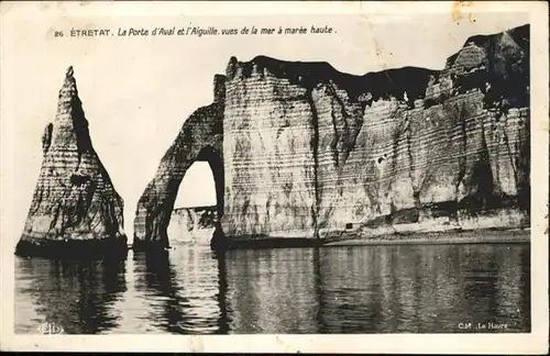 Etretat La Porte d'Aval et l'Aiguille / Etretat /Arrond. du Havre