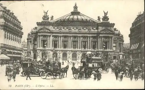 Paris L'Opera Pferdekutschen / Paris /Arrond. de Paris