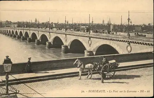 Bordeaux Pont Kutsche / Bordeaux /Arrond. de Bordeaux