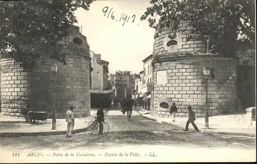 Arles Bouches-du-Rhone Porte de la Cavalerie Entree de la Ville / Arles /Arrond. d Arles