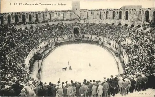 Arles Bouches-du-Rhone Course Taureaux Arenes / Arles /Arrond. d Arles