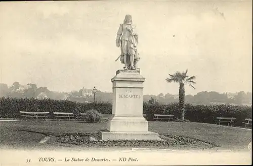 Tours Statue Descartes
