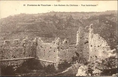 Fontaine-de-Vaucluse Ruines Chateau