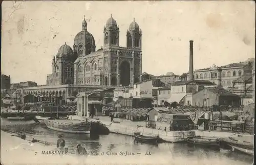 ca15742 Marseille Cathedrale Canal St Jean Schiff  Kategorie. Marseille Alte Ansichtskarten