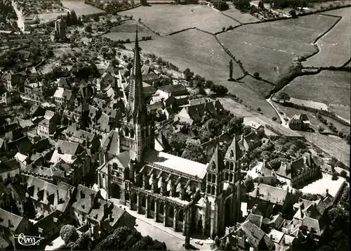 Autun Fliegeraufnahme Baslique / Autun /Arrond. d Autun