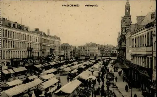 Valenciennes Valenciennes Waffenplatz * / Valenciennes /Arrond. de Valenciennes
