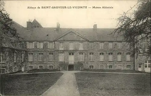 Saint-Sauveur-le-Vicomte Saint-Sauveur-le-Vicomte Maison Abbatiale Abbaye * / Saint-Sauveur-le-Vicomte /Arrond. de Cherbourg