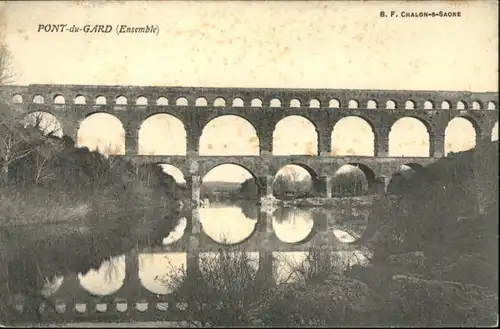 Remoulins Remoulins Pont du Gard Viaduct * / Remoulins /Arrond. de Nimes