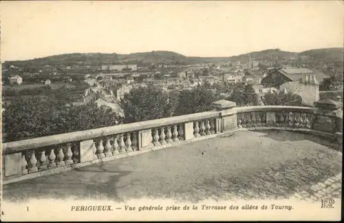 Perigueux Perigueux Terrasse Allee Tourny * / Perigueux /Arrond. de Perigueux