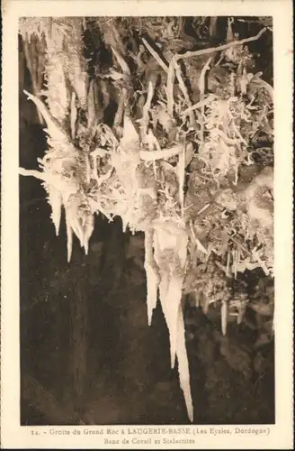 Les Eyzies-de-Tayac-Sireuil Les Eyzies-de-Tayac-Sireuil Hoehle Grotte Grand Roc Laugerie-Basse * / Les Eyzies-de-Tayac-Sireuil /Arrond. de Sarlat-la-Caneda