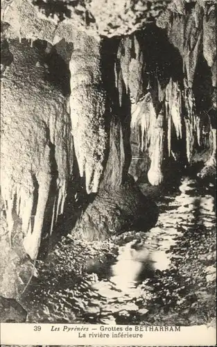 Saint-Pe-de-Bigorre Saint-Pe-de-Bigorre Hoehle Grotte Betharram * / Saint-Pe-de-Bigorre /Arrond. d Argeles-Gazost