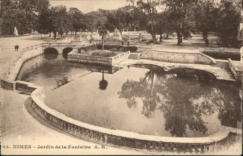 Nimes Nimes Jardin Fontaine * / Nimes /Arrond. de Nimes
