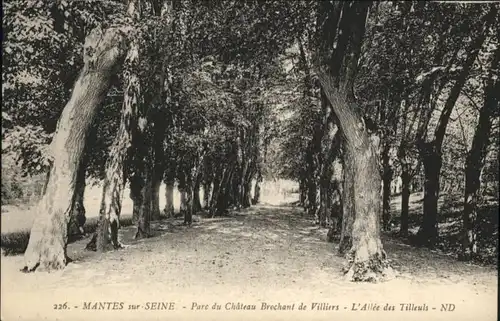Mantes-sur-Seine Mantes-sur-Seine Parc Chateau Brochant Villiers Allee * / Mantes-la-Jolie /Arrond. de Mantes-la-Jolie