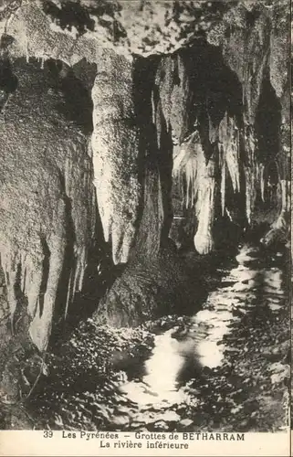 Saint-Pe-de-Bigorre Saint-Pe-de-Bigorre Hoehle Grotte Betharram * / Saint-Pe-de-Bigorre /Arrond. d Argeles-Gazost