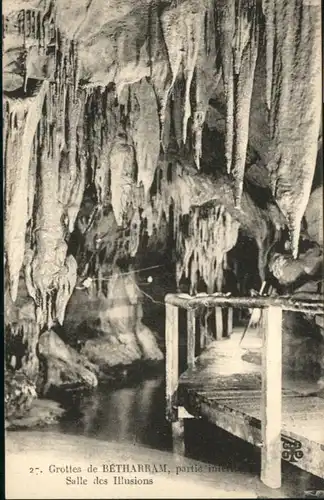 Saint-Pe-de-Bigorre Saint-Pe-de-Bigorre Hoehle Grotte Betharram * / Saint-Pe-de-Bigorre /Arrond. d Argeles-Gazost