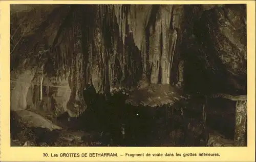 Saint-Pe-de-Bigorre Saint-Pe-de-Bigorre Hoehle Grotte Betharram * / Saint-Pe-de-Bigorre /Arrond. d Argeles-Gazost