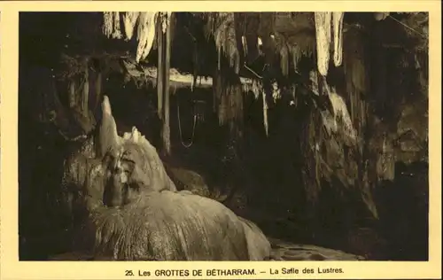 Saint-Pe-de-Bigorre Saint-Pe-de-Bigorre Hoehle Grotte Betharram * / Saint-Pe-de-Bigorre /Arrond. d Argeles-Gazost