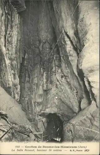 Baume-les-Messieurs Baume-les-Messieurs Hoehle Grotte  * / Baume-les-Messieurs /Arrond. de Lons-le-Saunier