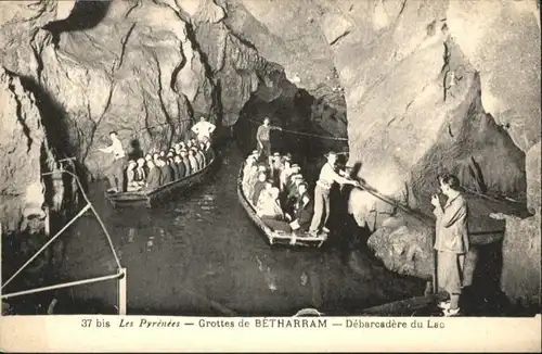 Saint-Pe-de-Bigorre Saint-Pe-de-Bigorre Hoehle Grotte Betharram * / Saint-Pe-de-Bigorre /Arrond. d Argeles-Gazost