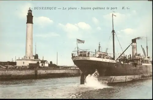 Dunkerque Dunkerque Phare Leuchtturm Port Schiff * / Dunkerque /Arrond. de Dunkerque