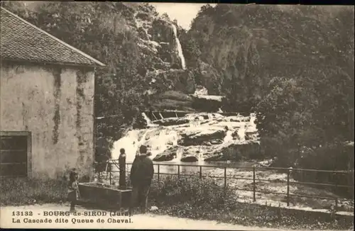 Bourg-de-Sirod Bourg-de-Sirod Cascade Queue Cheval * / Bourg-de-Sirod /Arrond. de Lons-le-Saunier