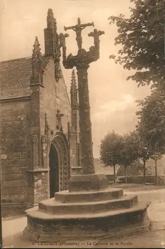 Lampaul Lampaul Calvaire Porche * / Lampaul-Guimiliau /Arrond. de Morlaix