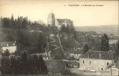 Tonnerre Tonnerre Montee Gripeau * / Tonnerre /Arrond. d Avallon