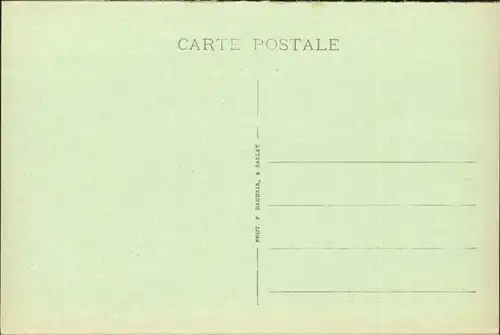 Les Eyzies-de-Tayac-Sireuil Les Eyzies-de-Tayac-Sireuil Laugerie Basse et Haute prise du Grand Roc * / Les Eyzies-de-Tayac-Sireuil /Arrond. de Sarlat-la-Caneda