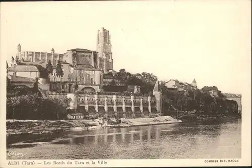 Albi Tarn Albi Les Bords du Tarn et la Ville * / Albi /Arrond. d Albi