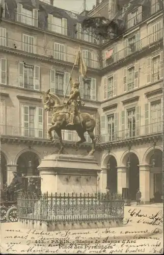 Paris Paris Statue de Jeanne d'Arc Place des Pyramides x / Paris /Arrond. de Paris